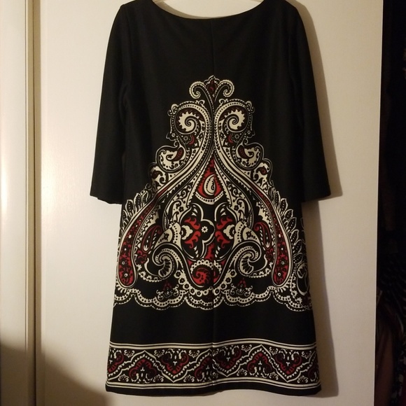 Dress - Picture 3 of 3